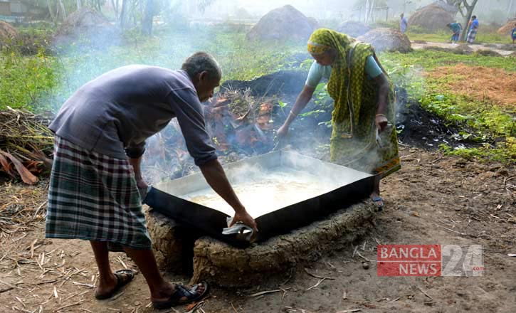 খেজুর রসের পাটালি-গুড়।  ছবি: বাংলানিউজ