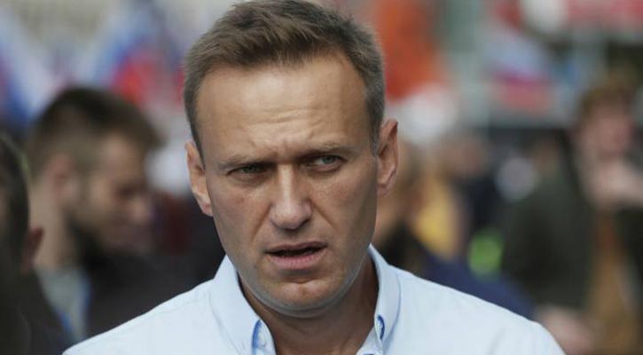 Opposition leader Navalny was arrested upon his return to Russia