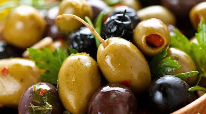 Here’s what makes olive the ‘ultimate heart-healthy snack’