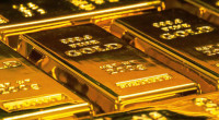 Gold price hits record high in India