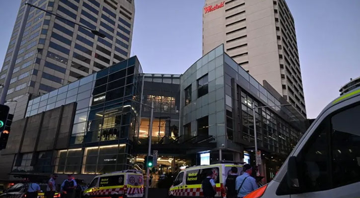 Six killed, several injured after knife attack in Sydney shopping