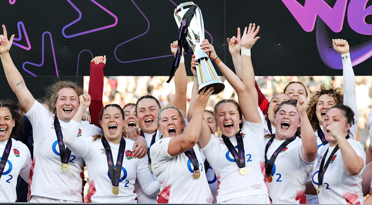 England beat France to seal Grand Slam hat-trick