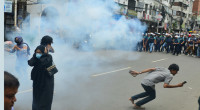 Police fire tear gas, sound grenade to disperse agitators in Ctg