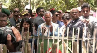 Chief Adviser Yunus offers prayer at Abu Sayed's grave 