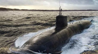 US sends submarine to Middle East as tensions grow