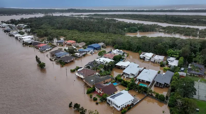Record floods devastate eastern Australia