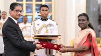 Bangladesh envoy presents credentials to Indian President