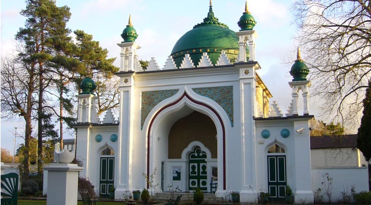 মসজিদ প্রতিষ্ঠা ও পরিষ্কার রাখার নির্দেশ দিয়েছে ইসলাম