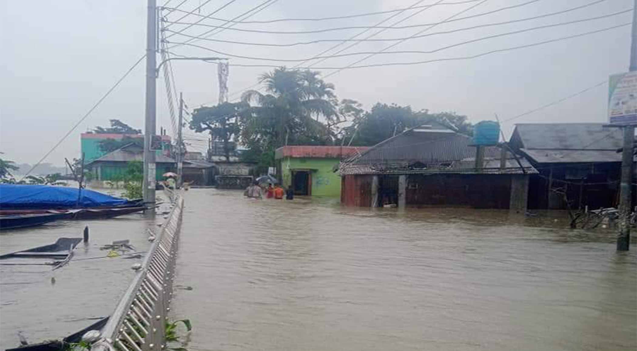 সুনামগঞ্জের সঙ্গে সারা দেশের যোগাযোগ বিচ্ছিন্ন