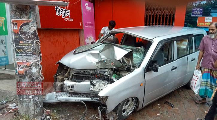 প্রবাসীকে আনতে গিয়ে দুর্ঘটনায় প্রাণ গেল নানা-নাতনির