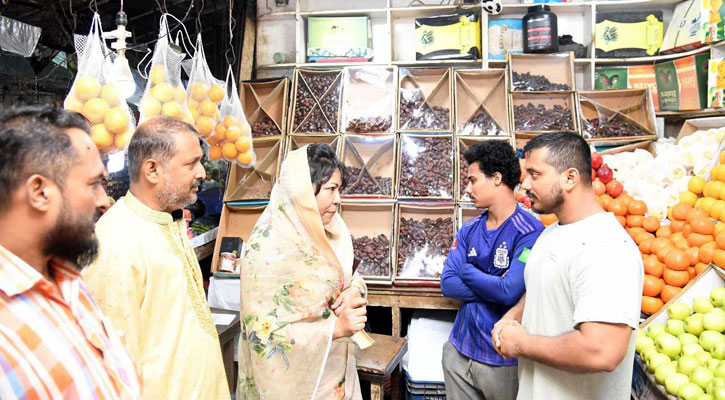 ‘পলিথিন শপিং ব্যাগ উৎপাদনকারীদের বিরুদ্ধে অভিযানে টিম গঠন করা হবে’