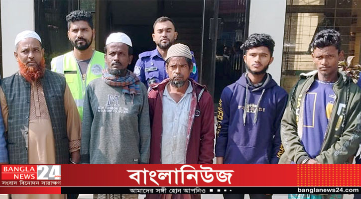 পাঁচ টাকার জন্য দুই গ্রামবাসীর সংঘর্ষ, গ্রেপ্তার ৫