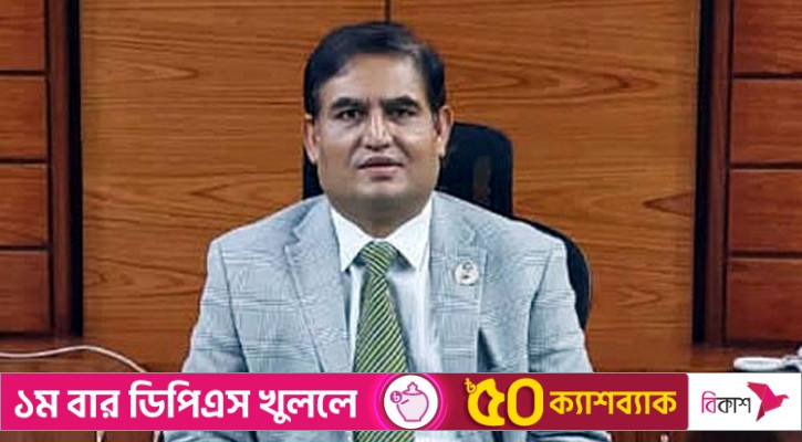 বিমানবন্দর থেকে সাবেক সচিব ইসমাইল হোসেন গ্রেপ্তার