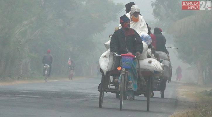 হাড় কাঁপানো শীতে জবুথবু চুয়াডাঙ্গার জনজীবন