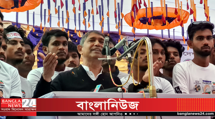 স্থানীয় সরকার নয়, আগে জাতীয় নির্বাচন চাই: আহমেদ আযম খান