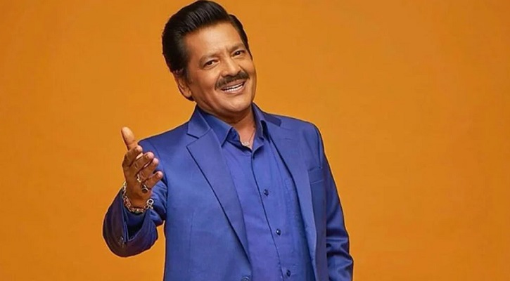 মঞ্চে নারীভক্তকে চুমু, যা বললেন উদিত নারায়ণ