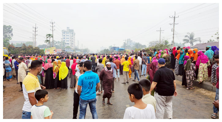 গাজীপুরে শ্রমিককে মারধর করায় বিক্ষোভ-মহাসড়ক অবরোধ 