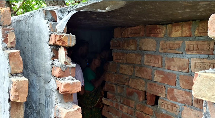 গ্রাম্য চিকিৎসকের ‘আয়নাঘরে’ ৬ মাস বন্দী দুজন!