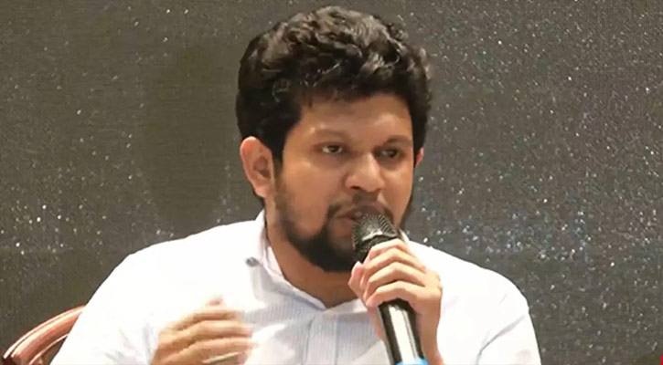 আ. লীগের কার্যক্রম নিষিদ্ধ নিয়ে যা বললেন উপদেষ্টা মাহফুজ