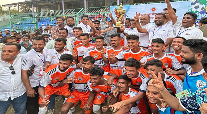 চট্টগ্রাম বিভাগীয় কমিশনার গোল্ডকাপে চ্যাম্পিয়ন কক্সবাজার