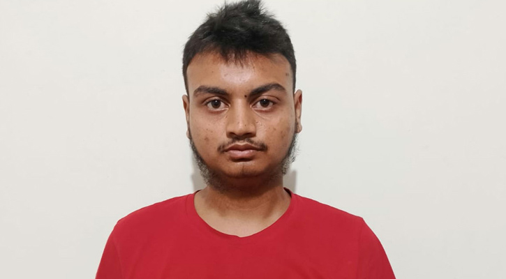স্ত্রীকে খুনের পর ৯৯৯-এ কল করে লাশ নিয়ে যেতে বলা সেই যুবক গ্রেপ্তার 