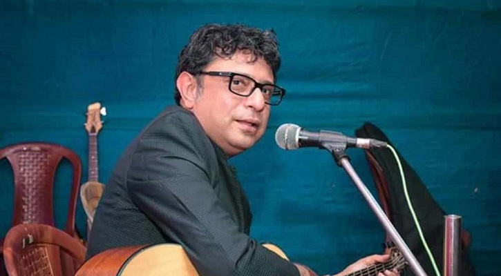 বাংলাদেশের গান পেলে আগ্রহ নিয়ে করি: রূপঙ্কর বাগচী