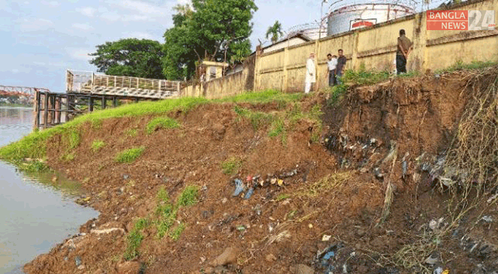 সুরমার ভাঙনে ঝুঁকিতে সিলেটে যমুনা অয়েল ডিপো