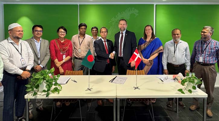 দুগ্ধখাত উন্নয়নে বাংলাদেশ-ডেনমার্ক চুক্তি সই