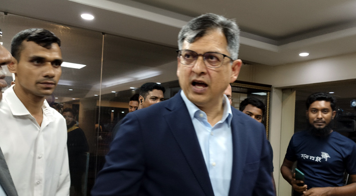 নির্বাচন ডিসেম্বরের পরে যাওয়ার একটিও কারণ নেই: সালাহউদ্দিন আহমেদ