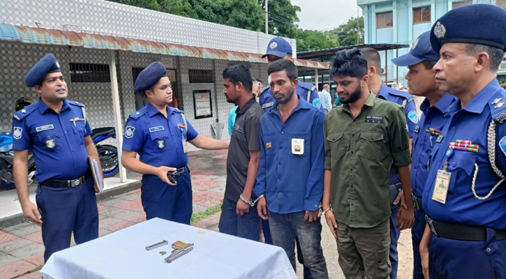 সন্ধ্যায় জেল থেকে বেরিয়ে রাতে ডাকাতি করতে গিয়ে ধরা 