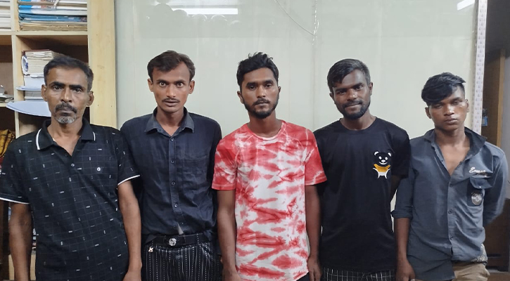 গুলিস্তানে ৫ ছিনতাইকারী গ্রেপ্তার