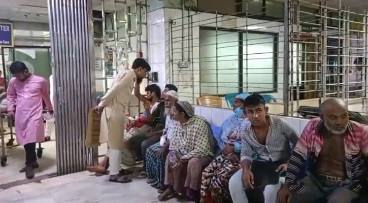 কোরবানি দিতে গিয়ে আহত শতাধিক