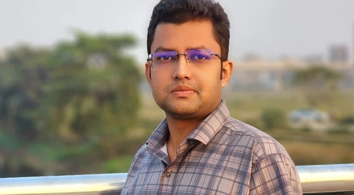 ছাত্রলীগ নেতা ‘টয়লেট নাঈম’কে পুলিশে দিল ছাত্রদল