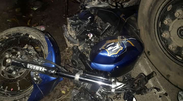 উজিরপুরে বাসচাপায় কলেজছাত্র নিহত