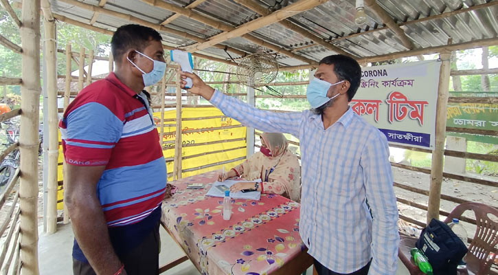 ভোমরা ইমিগ্রেশনে করোনা সতর্কতা জোরদার, স্বাস্থ্যবিধিতে আগ্রহ কম যাত্রীদের