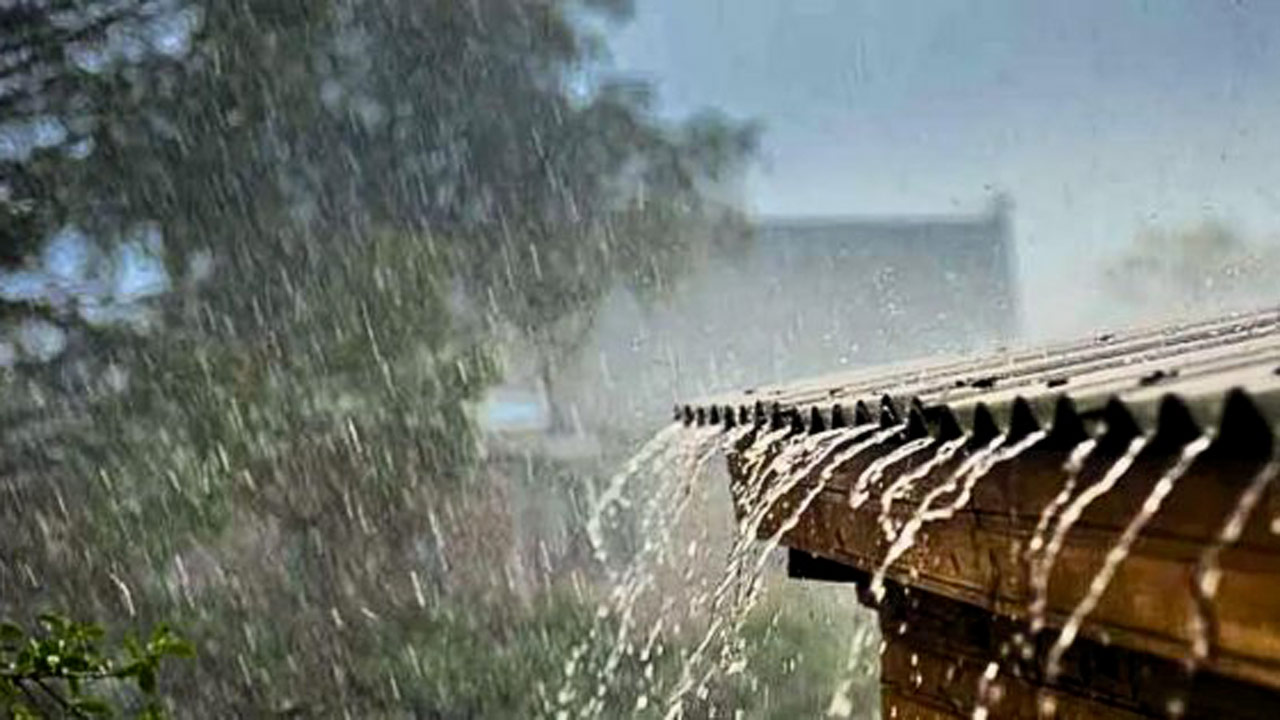 তাপদাহের মধ্যে সুখবর, সোমবার থেকে ভারী বৃষ্টি