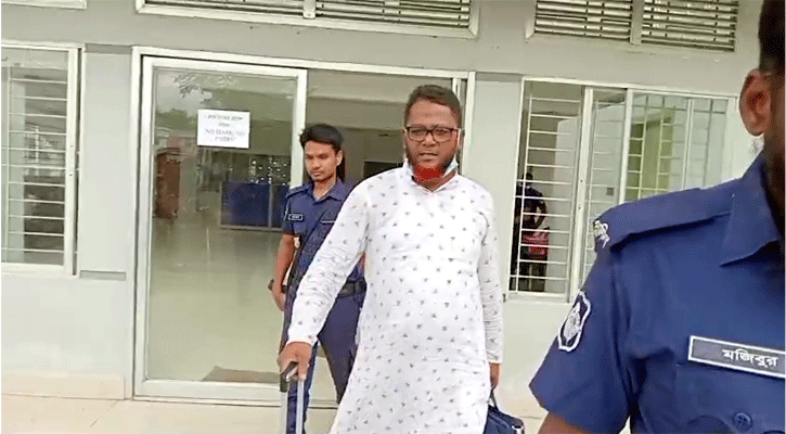 ভারতে যাওয়ার সময় দর্শনায় যুবলীগ নেতা গ্রেপ্তার