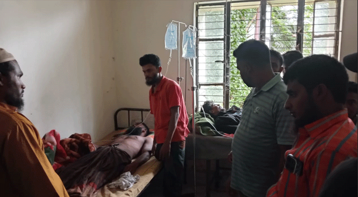 সমুদ্রে ১৮ ঘণ্টা মৃত্যুর সঙ্গে লড়াই করে বেঁচে ফিরলেন ৪ জেলে