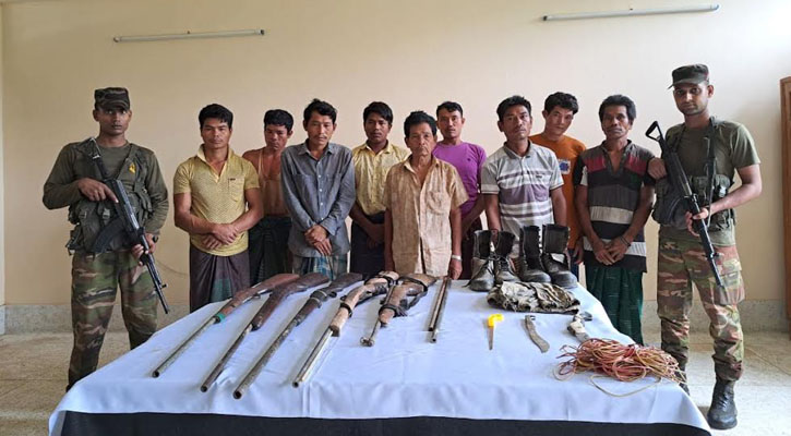লামায় সেনাবাহিনীর অভিযান, ৯ সন্ত্রাসী আটক