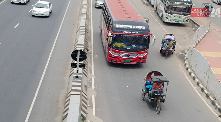 সড়কে বিশৃঙ্খলা করছে ব্যাটারিচালিত অটোরিকশা