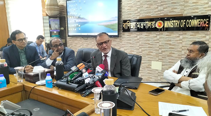যুক্তরাষ্ট্রের শুল্ক ১৫ শতাংশে আনার চেষ্টা করছি: বাণিজ্য উপদেষ্টা
