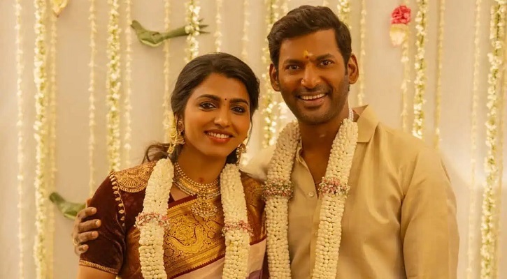 ১২ বছরের ছোট নায়িকার সঙ্গে বাগদান সারলেন