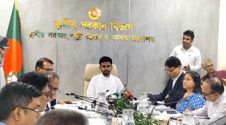 হঠাৎ করে ডেঙ্গুর প্রকোপ বাড়লে সেটা নিয়ন্ত্রণ করা কঠিন: আসিফ মাহমুদ