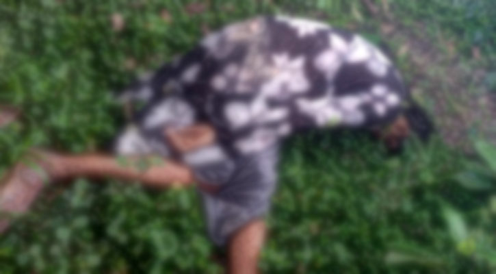 মান্দায় সড়কের পাশে পড়েছিল নারীর লাশ