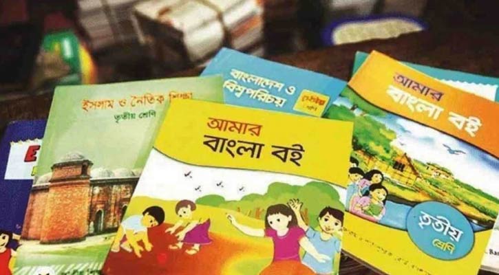 অন্তর্বর্তী সরকারের ‘দেবতা’ বন্দনা!