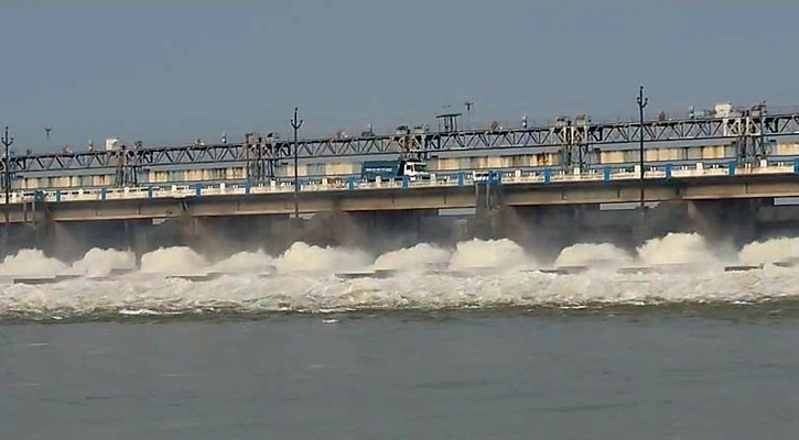 নিম্নচাপের কারণে দুর্গাপুর-মাইথন-পাঞ্চেত ব্যারেজ থেকে পানি ছাড়ল ভারত